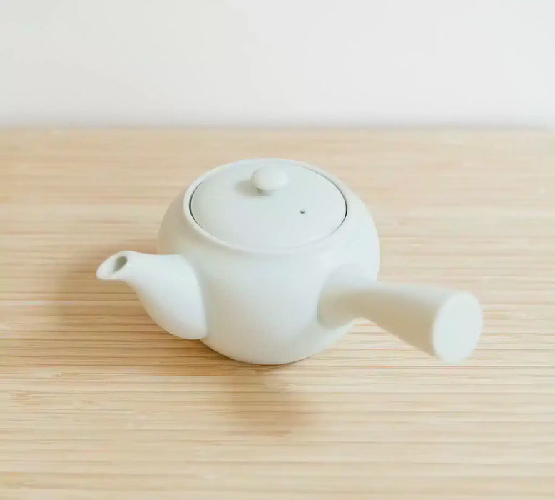 Japanese white Kyusu