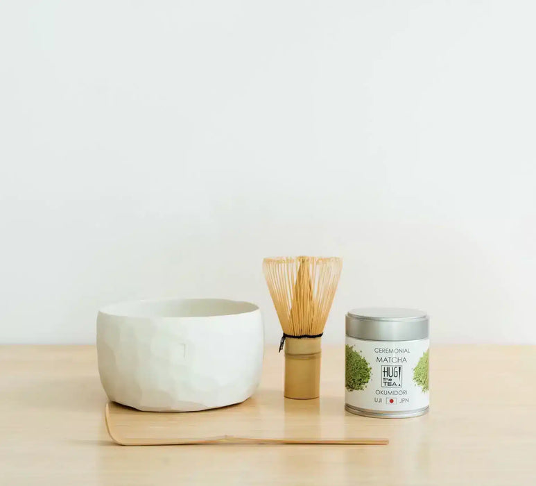 UJI MATCHA SET – met witte handgemaakte kom (4-delig)